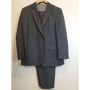 Saddlebred Men's Suit Size 44R (46R) Black 40x28 2 Piece Business EUC‎